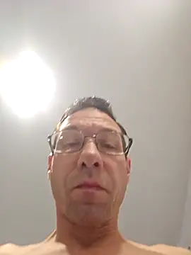 Iliketocooksquirt25 online show from November 2025 11:46:02 AM