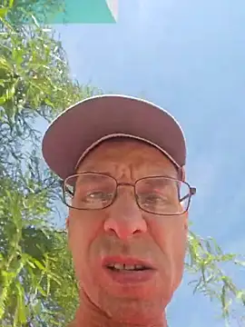 Iliketocooksquirt25 online show from May 2026 11:23:02 PM