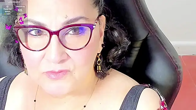 cataleya mom online show from September 2025 12:48:02 AM