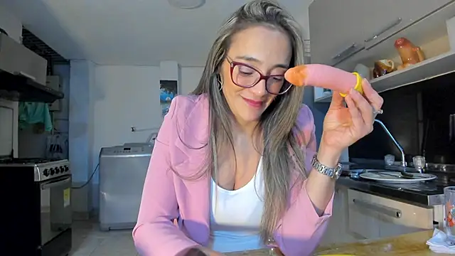 Jessica Herrera  online show from December 2024 02:22:02 AM