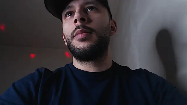 henryaxe online show from November 2025 07:14:01 PM