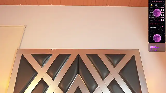 Snapshot of Sofia_Cooper_ chatting on November 2025 07:48:02 PM Sofia Cooper online show from November 2025 07:48:02 PM