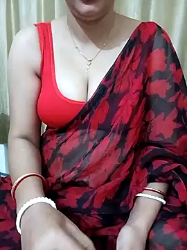 Snapshot of Priya_Boudi chatting on December 2024 05:48:01 PM Priya Boudi online show from December 2024 05:48:01 PM