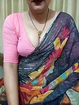 Snapshot of Priya_Boudi chatting on January 2025 04:47:01 PM Priya Boudi online show from January 2025 04:47:01 PM