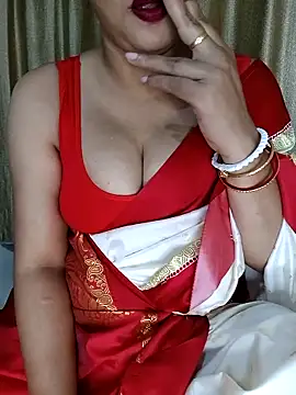 Snapshot of Priya_Boudi chatting on February 2025 05:29:01 PM Priya Boudi online show from February 2025 05:29:01 PM