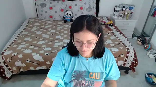 Snapshot of soniafuckboobs chatting on January 2026 12:31:02 PM soniafuckboobs online show from January 2026 12:31:02 PM