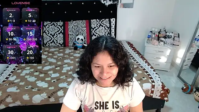 Snapshot of soniafuckboobs chatting on February 2026 12:20:01 PM soniafuckboobs online show from February 2026 12:20:01 PM