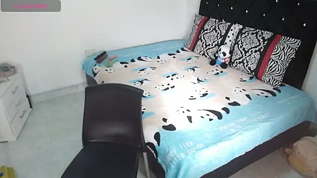 Snapshot of soniafuckboobs chatting on February 2026 12:26:01 PM soniafuckboobs online show from February 2026 12:26:01 PM