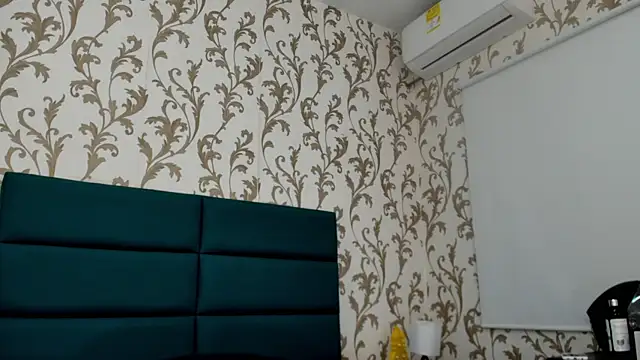 Snapshot of Michael_magno chatting on December 2024 04:46:02 PM Michael magno online show from December 2024 04:46:02 PM