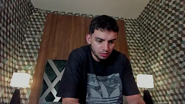 Snapshot of Michael_magno chatting on March 2025 05:50:02 PM Michael magno online show from March 2025 05:50:02 PM