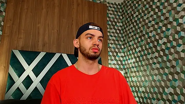 Snapshot of Michael_magno chatting on September 2025 07:03:01 PM Michael magno online show from September 2025 07:03:01 PM