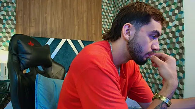 Snapshot of Michael_magno chatting on October 2025 04:59:02 PM Michael magno online show from October 2025 04:59:02 PM