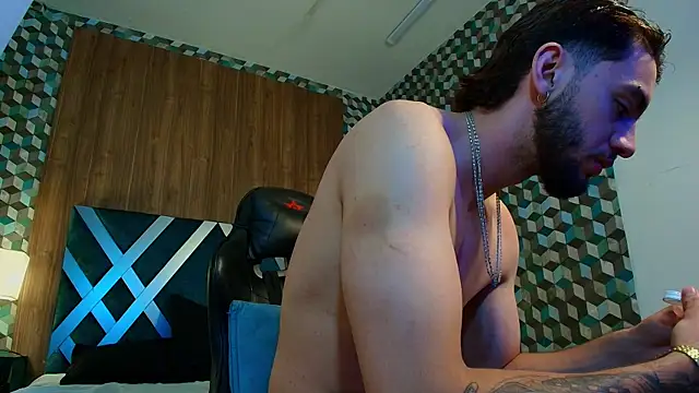 Snapshot of Michael_magno chatting on October 2025 09:26:02 PM Michael magno online show from October 2025 09:26:02 PM