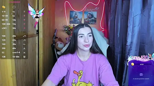 Fiery Brunette  online show from January 2025 02:04:01 PM