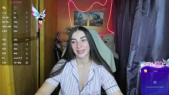 Fiery Brunette  online show from January 2025 12:45:02 PM