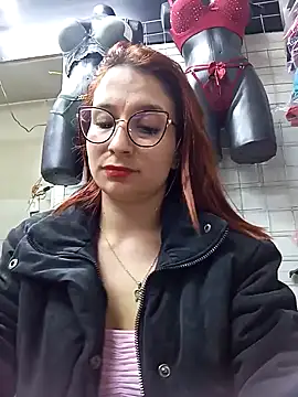 Paula382023 online show from January 2025 11:22:01 PM