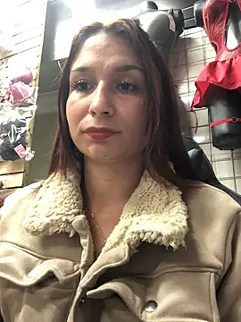 Paula382023 online show from March 2025 06:33:01 PM