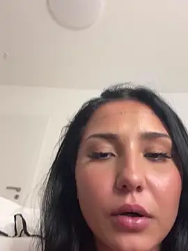 Coco-Love online show from February 2025 01:22:01 AM