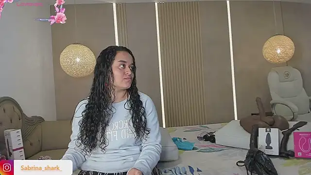 Snapshot of sabrina_shark_ chatting on October 2025 03:05:01 AM sabrina shark online show from October 2025 03:05:01 AM
