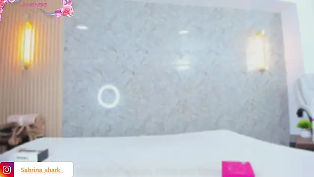 Snapshot of sabrina_shark_ chatting on October 2025 03:03:02 AM sabrina shark online show from October 2025 03:03:02 AM