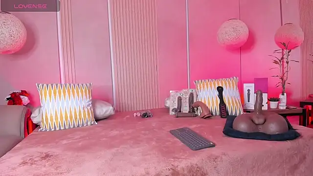 sabrina shark  online show from March 2026 05:44:01 AM