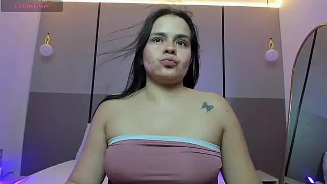 ayla13  online show from March 2026 07:19:01 PM