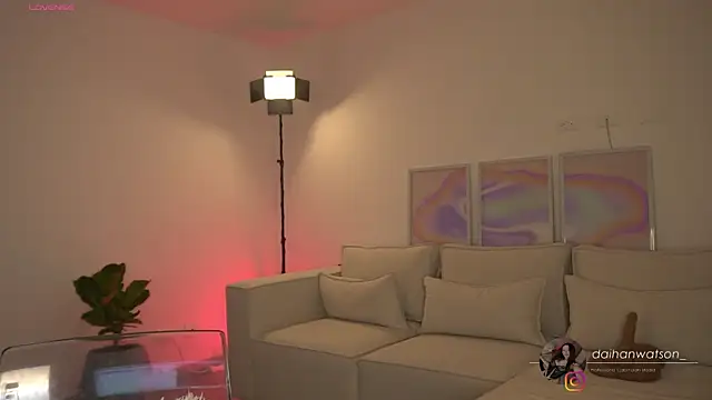 Daihanwatson  online show from March 2025 04:41:01 AM