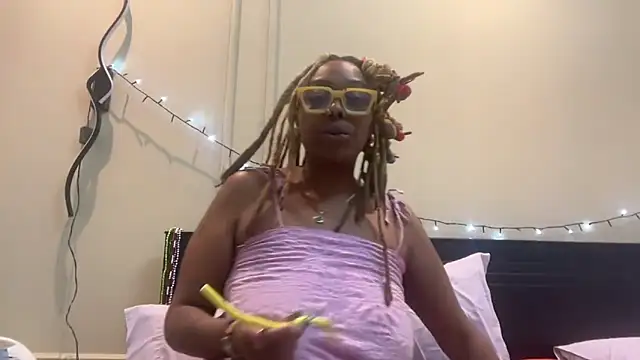 ChocolateCakeQueen online show from January 2025 05:58:02 AM