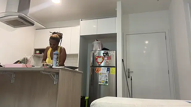 ChocolateCakeQueen online show from January 2025 02:53:02 AM