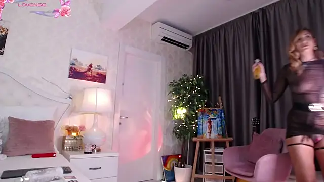 IreneHope online show from September 2025 06:18:01 AM