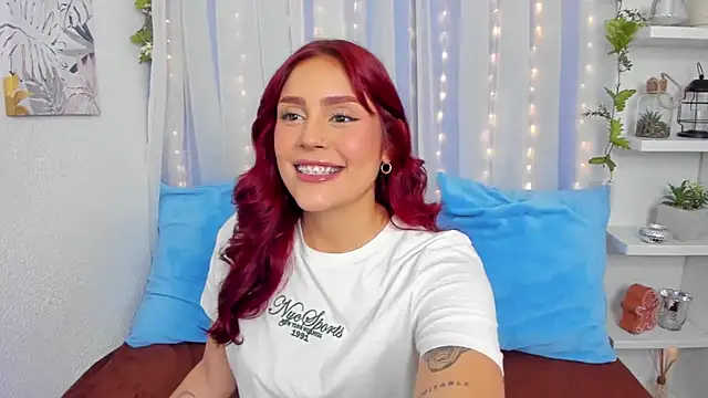 HazzelGray online show from December 2024 05:36:02 PM