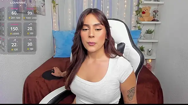 HazzelGray online show from February 2025 04:41:02 PM