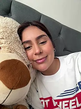 HazzelGray online show from February 2025 03:26:02 PM