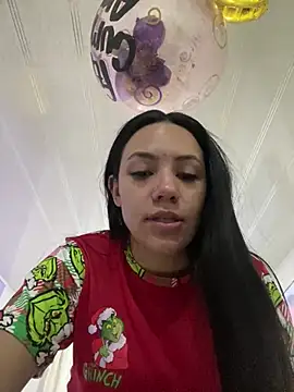 hannahb-e online show from December 2024 01:16:02 AM