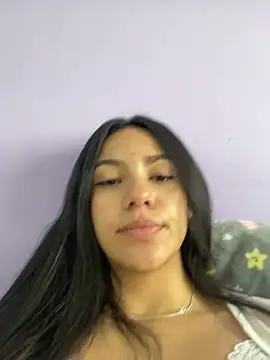 hannahb-e online show from January 2025 05:54:01 PM