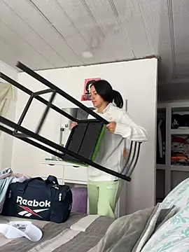 hannahb-e online show from March 2026 03:40:01 PM