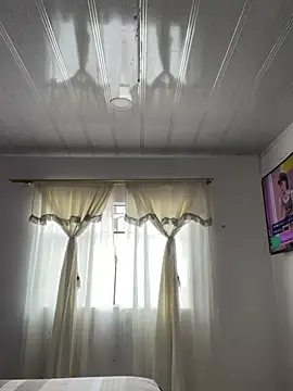 hannahb-e online show from March 2026 02:06:01 PM