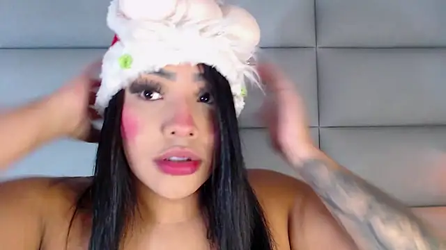 emily brontee  online show from December 2024 11:54:01 AM