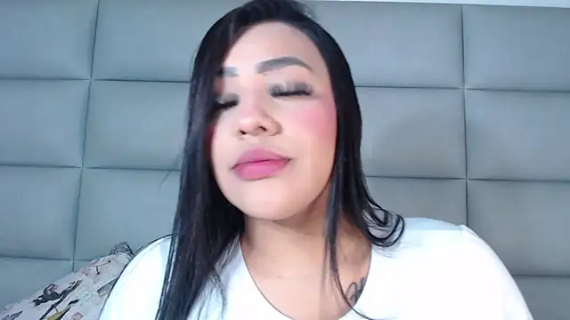 emily brontee  online show from December 2024 11:50:02 AM