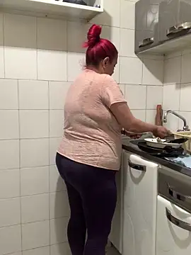 Sammy owens  online show from April 2026 10:01:02 PM