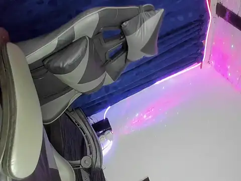 DianaCisneros online show from March 2026 02:05:02 AM