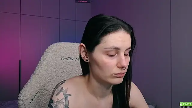 elizawetty online show from January 2025 01:33:01 AM