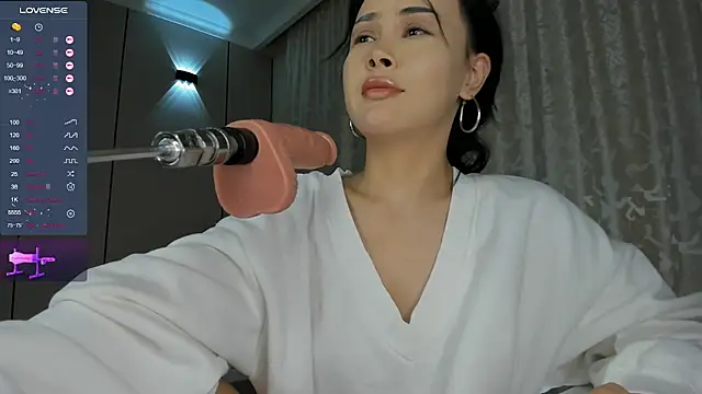 Liu Yifei  online show from September 2025 03:13:01 PM