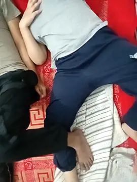 robbart43 online show from April 2026 05:28:01 PM