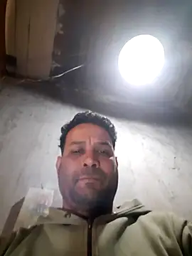 hecwil8 online show from May 2026 07:41:02 PM