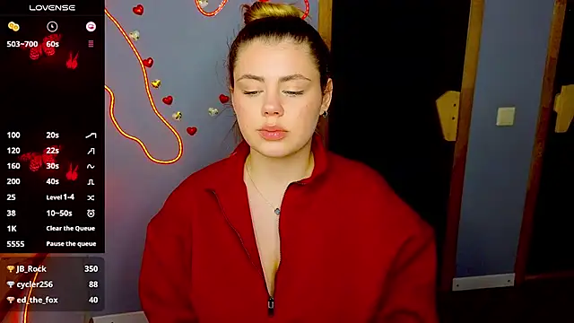 Snapshot of IsabellaBler chatting on February 2025 03:50:02 PM IsabellaBler online show from February 2025 03:50:02 PM