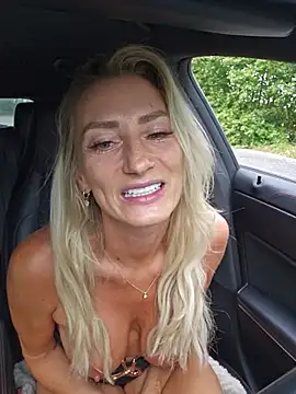 Snapshot of Vika_Viktoria chatting on July 2026 02:21:01 PM Vika Viktoria online show from July 2026 02:21:01 PM