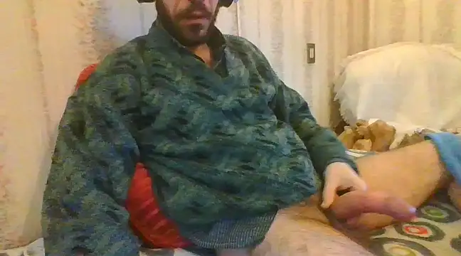 Snapshot of tozebrito_hd chatting on February 2025 08:16:01 AM tozebrito hd online show from February 2025 08:16:01 AM