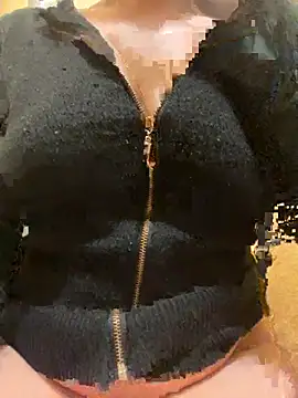 Snapshot of Angel__lika chatting on April 2026 11:02:02 PM Angel lika online show from April 2026 11:02:02 PM