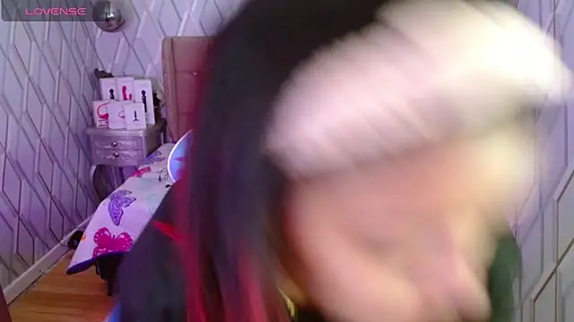 NicolleTaylor online show from February 2025 02:45:01 AM